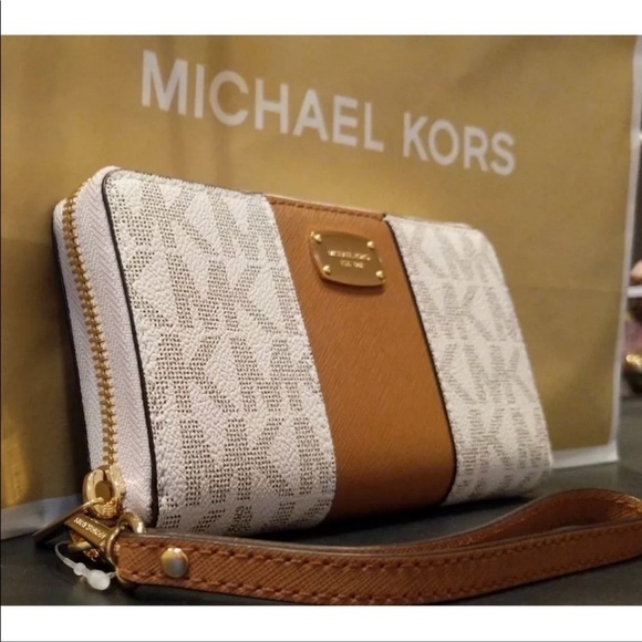 NWT MICHAEL MICHAEL KORS JET SET CENTER STRIPE PVC LARGE MULTI FUNCTION WALLET - Picture 6 of 8